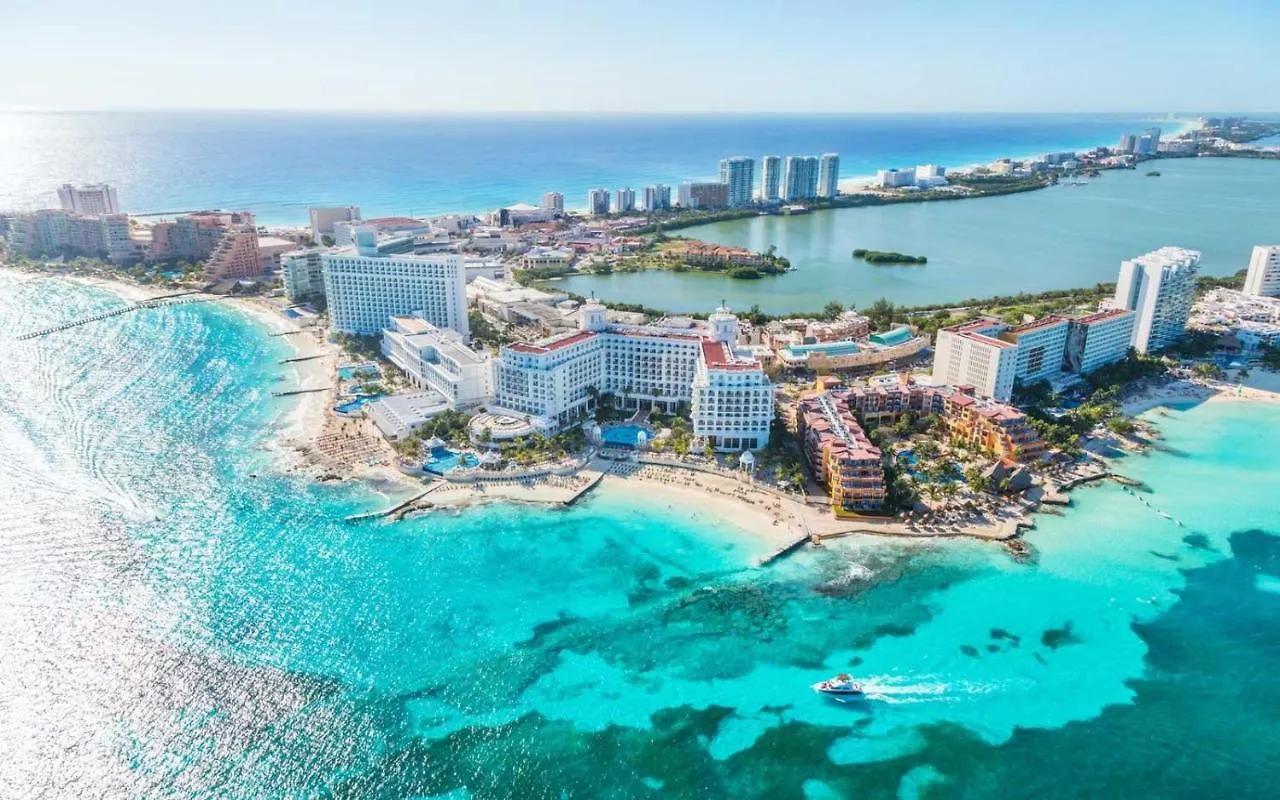 Thelmar Rooms Cancun Mexico